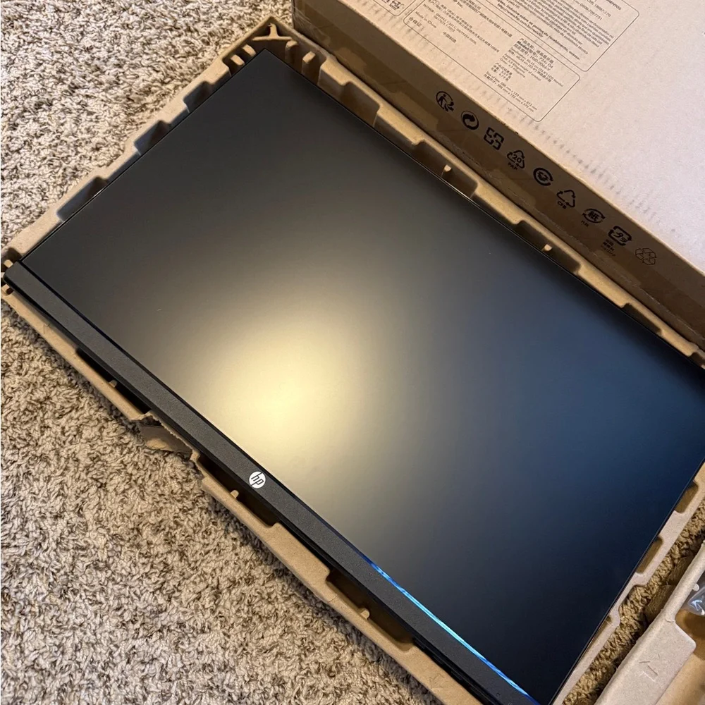 HP P24 G4 monitor